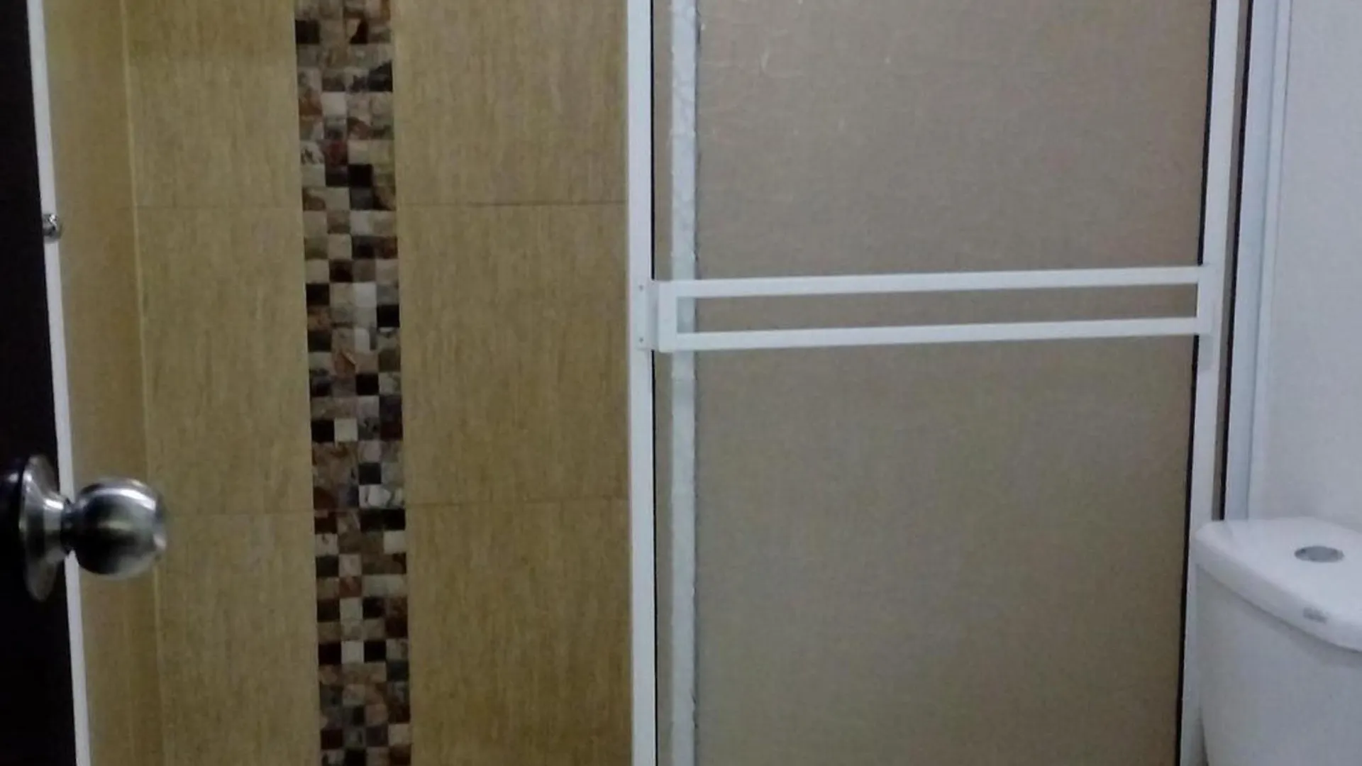 Room In House - Taminaka Hostel En Santa Marta - Shared Room 3 0*, サンタ・マルタ